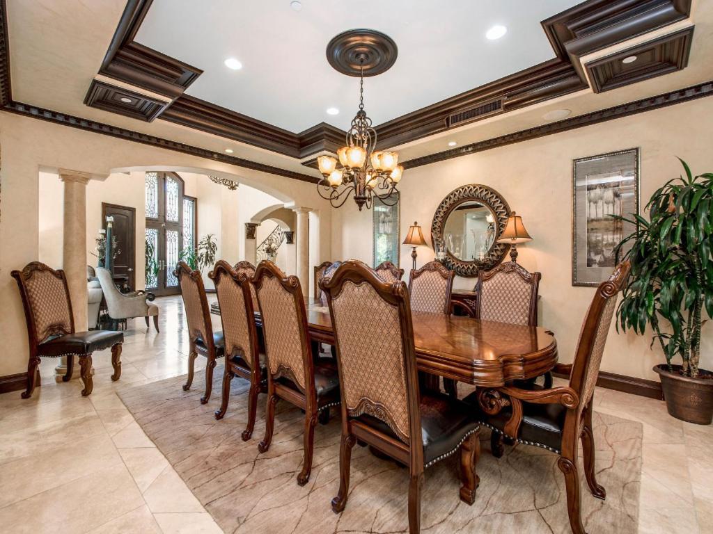 Robmar Mansion