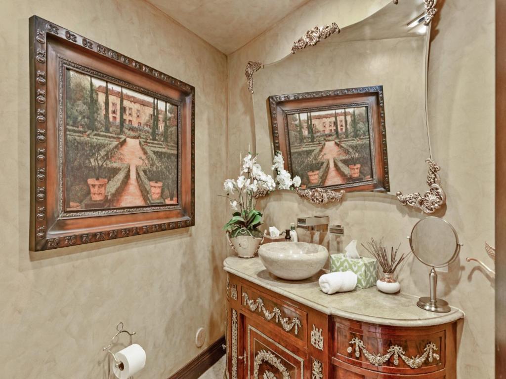 Robmar Mansion Villa
